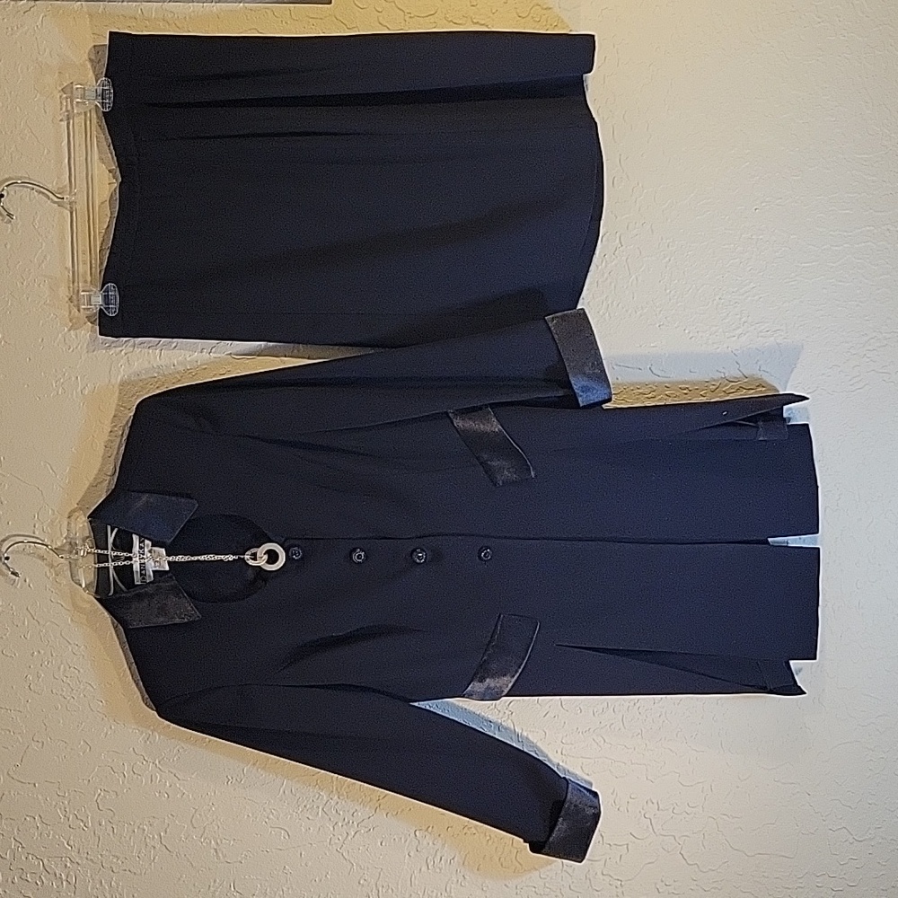 Dazzling Daring 2 PC suit set. Size 10, Dana Kay